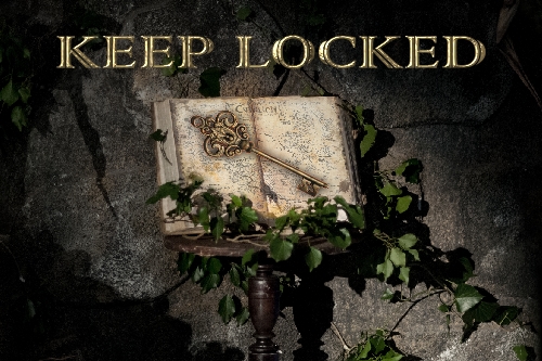 Keyhole Keep locked color